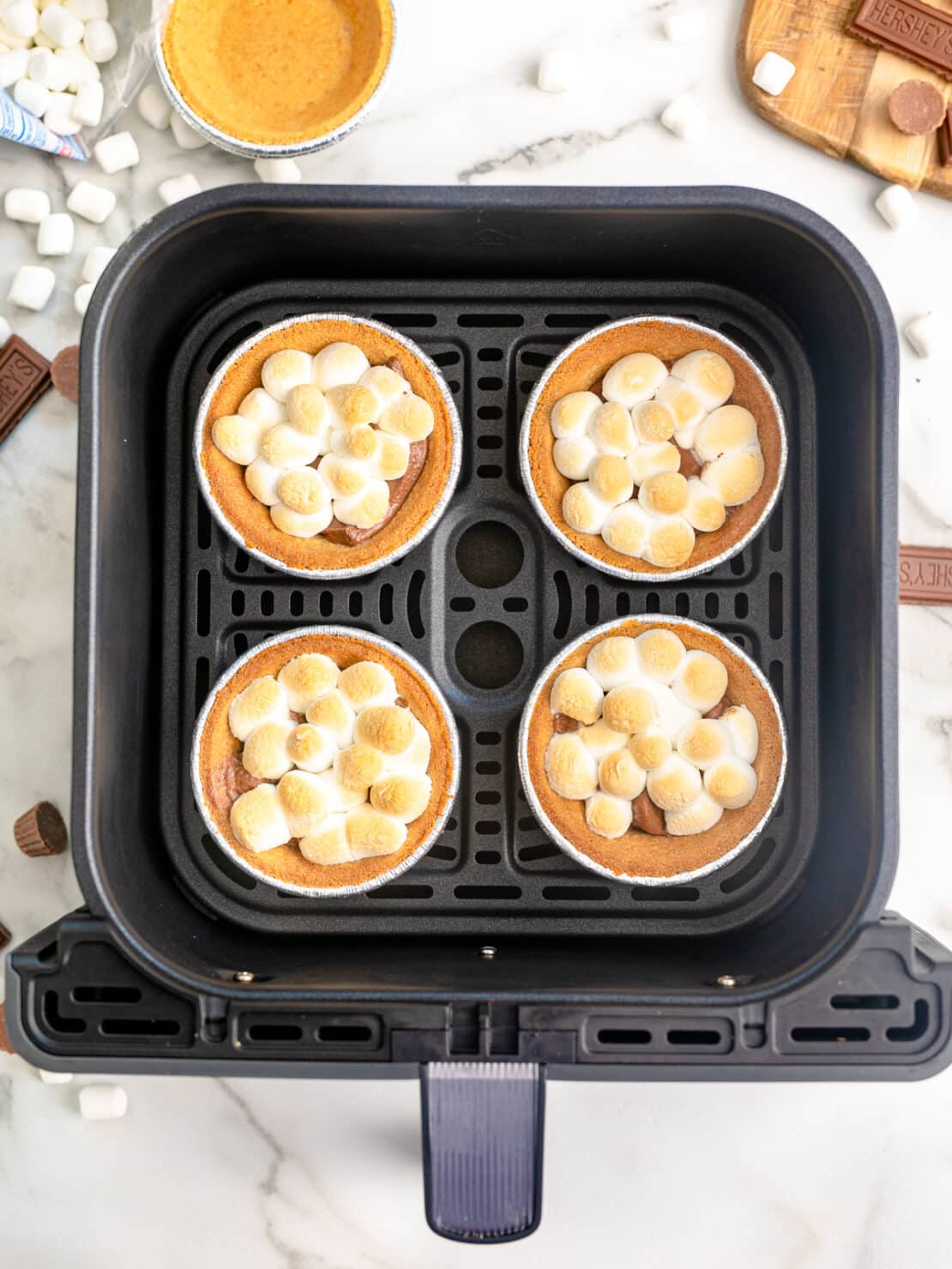 Air Fryer Mini S’mores Pies - My Air Fryer Kitchen