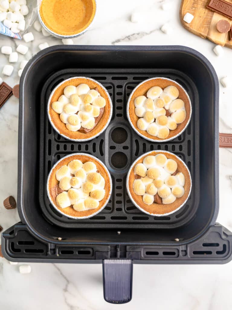 Air Fryer Mini S’mores Pies - My Air Fryer Kitchen